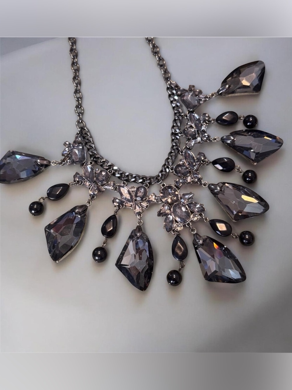Elegant Black Statement Necklace
